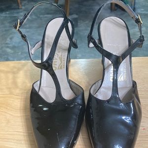 Black Ferragamo-Size 6AA